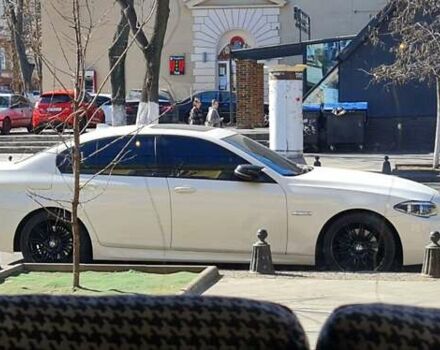 Белый БМВ 5 Серия, объемом двигателя 3 л и пробегом 117 тыс. км за 23000 $, фото 23 на Automoto.ua