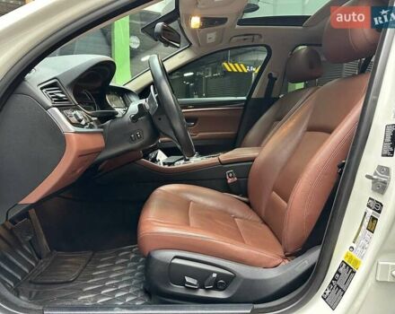 Белый БМВ 5 Серия, объемом двигателя 2 л и пробегом 184 тыс. км за 16990 $, фото 9 на Automoto.ua