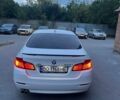 Білий БМВ 5 Серія, об'ємом двигуна 2 л та пробігом 81 тис. км за 15500 $, фото 6 на Automoto.ua