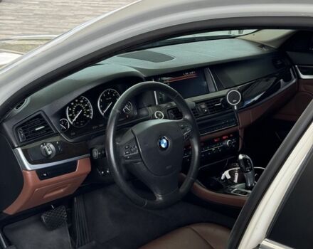 Белый БМВ 5 Серия, объемом двигателя 3 л и пробегом 224 тыс. км за 16600 $, фото 14 на Automoto.ua