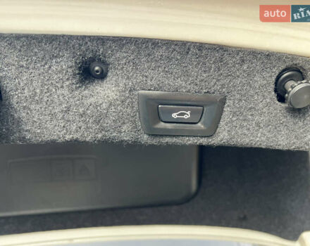 Белый БМВ 5 Серия, объемом двигателя 2 л и пробегом 275 тыс. км за 18500 $, фото 49 на Automoto.ua