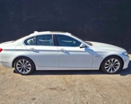 Белый БМВ 5 Серия, объемом двигателя 2 л и пробегом 110 тыс. км за 4200 $, фото 3 на Automoto.ua
