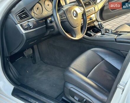 Белый БМВ 5 Серия, объемом двигателя 2 л и пробегом 250 тыс. км за 15500 $, фото 21 на Automoto.ua