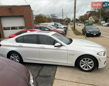 Белый БМВ 5 Серия, объемом двигателя 2 л и пробегом 92 тыс. км за 2900 $, фото 6 на Automoto.ua