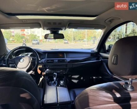 Білий БМВ 5 Серія, об'ємом двигуна 2 л та пробігом 180 тис. км за 16000 $, фото 9 на Automoto.ua