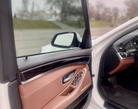 Білий БМВ 5 Серія, об'ємом двигуна 2 л та пробігом 149 тис. км за 16950 $, фото 28 на Automoto.ua