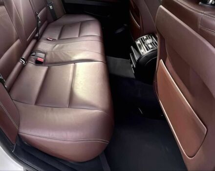 Білий БМВ 5 Серія, об'ємом двигуна 3 л та пробігом 75 тис. км за 4300 $, фото 9 на Automoto.ua