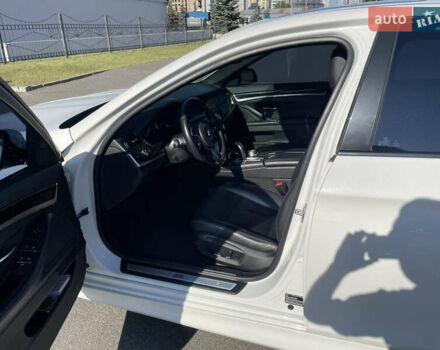 Белый БМВ 5 Серия, объемом двигателя 2.98 л и пробегом 101 тыс. км за 21300 $, фото 8 на Automoto.ua