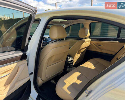 Білий БМВ 5 Серія, об'ємом двигуна 2 л та пробігом 123 тис. км за 18500 $, фото 10 на Automoto.ua