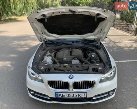 Белый БМВ 5 Серия, объемом двигателя 2.98 л и пробегом 115 тыс. км за 17500 $, фото 62 на Automoto.ua