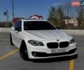 Белый БМВ 5 Серия, объемом двигателя 2.98 л и пробегом 202 тыс. км за 15500 $, фото 1 на Automoto.ua