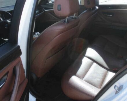 Белый БМВ 5 Серия, объемом двигателя 3 л и пробегом 74 тыс. км за 14500 $, фото 10 на Automoto.ua