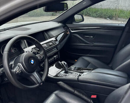 Білий БМВ 5 Серія, об'ємом двигуна 3 л та пробігом 117 тис. км за 22000 $, фото 4 на Automoto.ua