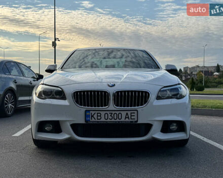 Белый БМВ 5 Серия, объемом двигателя 2.98 л и пробегом 128 тыс. км за 20699 $, фото 1 на Automoto.ua