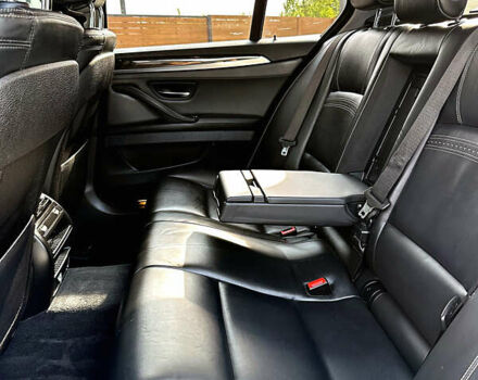 Білий БМВ 5 Серія, об'ємом двигуна 2 л та пробігом 150 тис. км за 15999 $, фото 25 на Automoto.ua