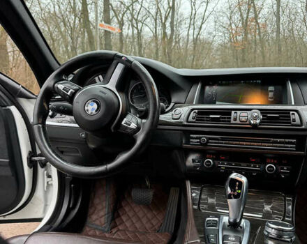 Белый БМВ 5 Серия, объемом двигателя 3 л и пробегом 144 тыс. км за 19000 $, фото 21 на Automoto.ua