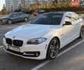 Белый БМВ 5 Серия, объемом двигателя 2.98 л и пробегом 210 тыс. км за 12000 $, фото 1 на Automoto.ua