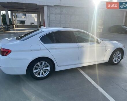 Білий БМВ 5 Серія, об'ємом двигуна 2 л та пробігом 125 тис. км за 18000 $, фото 3 на Automoto.ua