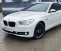 Белый БМВ 5 Серия, объемом двигателя 2.98 л и пробегом 121 тыс. км за 18500 $, фото 1 на Automoto.ua