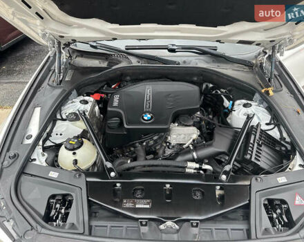 Белый БМВ 5 Серия, объемом двигателя 2 л и пробегом 92 тыс. км за 2900 $, фото 8 на Automoto.ua