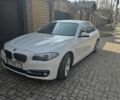 Белый БМВ 5 Серия, объемом двигателя 3 л и пробегом 151 тыс. км за 21900 $, фото 1 на Automoto.ua