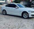 Белый БМВ 5 Серия, объемом двигателя 2 л и пробегом 213 тыс. км за 13200 $, фото 1 на Automoto.ua
