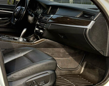 Белый БМВ 5 Серия, объемом двигателя 2 л и пробегом 150 тыс. км за 15999 $, фото 43 на Automoto.ua