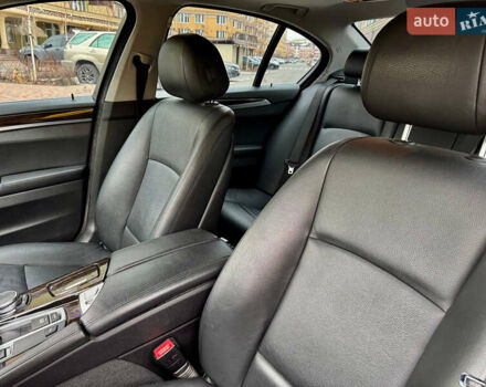 Белый БМВ 5 Серия, объемом двигателя 2.98 л и пробегом 196 тыс. км за 13000 $, фото 14 на Automoto.ua