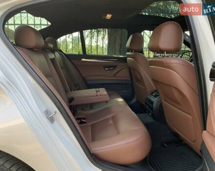 Белый БМВ 5 Серия, объемом двигателя 2.98 л и пробегом 115 тыс. км за 17500 $, фото 59 на Automoto.ua