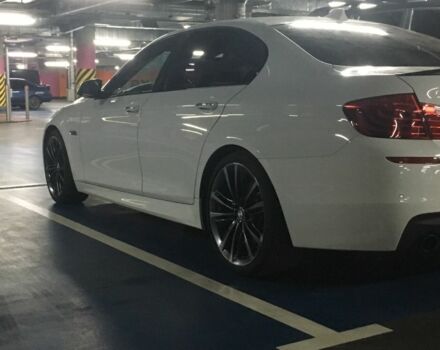 Белый БМВ 5 Серия, объемом двигателя 3 л и пробегом 180 тыс. км за 19600 $, фото 2 на Automoto.ua