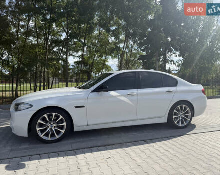 Білий БМВ 5 Серія, об'ємом двигуна 2 л та пробігом 153 тис. км за 16500 $, фото 1 на Automoto.ua