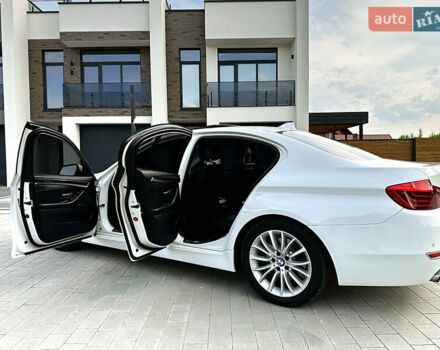 Білий БМВ 5 Серія, об'ємом двигуна 2 л та пробігом 150 тис. км за 16500 $, фото 2 на Automoto.ua