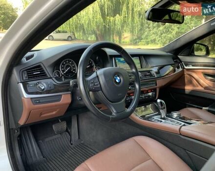 Белый БМВ 5 Серия, объемом двигателя 2.98 л и пробегом 115 тыс. км за 17500 $, фото 25 на Automoto.ua