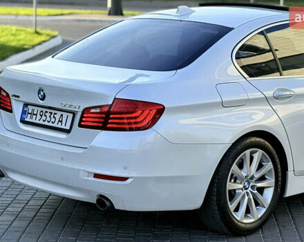 Білий БМВ 5 Серія, об'ємом двигуна 2.98 л та пробігом 220 тис. км за 18100 $, фото 4 на Automoto.ua