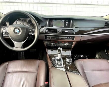 Білий БМВ 5 Серія, об'ємом двигуна 3 л та пробігом 75 тис. км за 4300 $, фото 7 на Automoto.ua