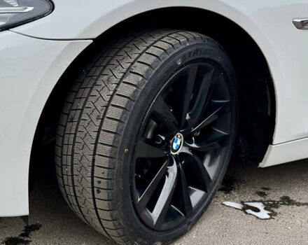 Белый БМВ 5 Серия, объемом двигателя 2.98 л и пробегом 196 тыс. км за 13000 $, фото 9 на Automoto.ua