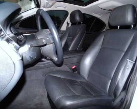 Білий БМВ 5 Серія, об'ємом двигуна 3 л та пробігом 77 тис. км за 10000 $, фото 9 на Automoto.ua