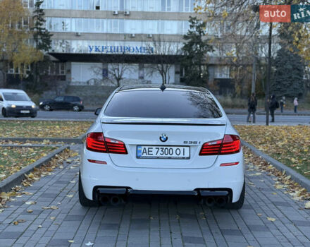 Білий БМВ 5 Серія, об'ємом двигуна 2 л та пробігом 127 тис. км за 17500 $, фото 5 на Automoto.ua