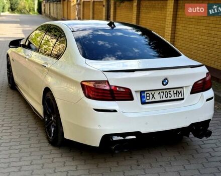 Белый БМВ 5 Серия, объемом двигателя 2.98 л и пробегом 180 тыс. км за 16800 $, фото 9 на Automoto.ua