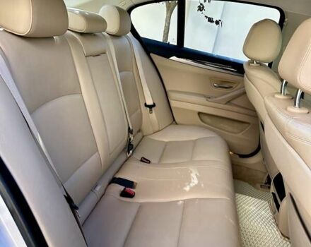 Білий БМВ 5 Серія, об'ємом двигуна 2 л та пробігом 208 тис. км за 14550 $, фото 26 на Automoto.ua