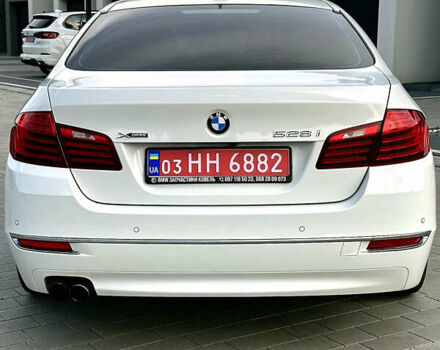 Белый БМВ 5 Серия, объемом двигателя 2 л и пробегом 149 тыс. км за 16899 $, фото 18 на Automoto.ua