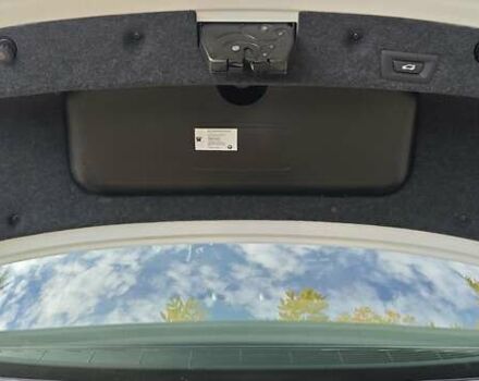 Білий БМВ 5 Серія, об'ємом двигуна 2 л та пробігом 24 тис. км за 23500 $, фото 9 на Automoto.ua