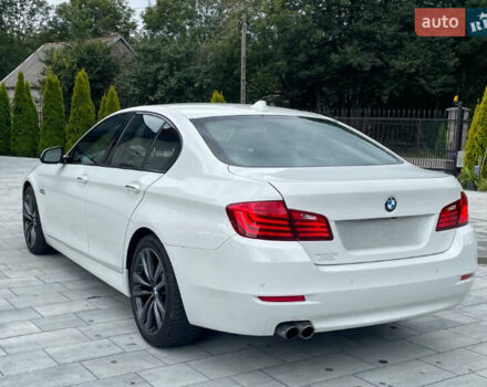 Білий БМВ 5 Серія, об'ємом двигуна 2 л та пробігом 121 тис. км за 13000 $, фото 2 на Automoto.ua