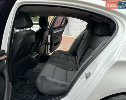 БМВ 5 Серия 2016 в Ивано-Франковске на Automoto.ua Белый БМВ 5 Серия, объемом двигателя 2 л и пробегом 230 тыс. км за 15450 $, фото 163 на Automoto.ua