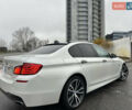 Белый БМВ 5 Серия, объемом двигателя 3 л и пробегом 156 тыс. км за 20499 $, фото 19 на Automoto.ua