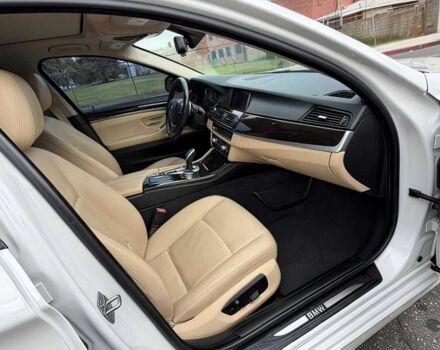 Белый БМВ 5 Серия, объемом двигателя 2 л и пробегом 72 тыс. км за 9000 $, фото 11 на Automoto.ua