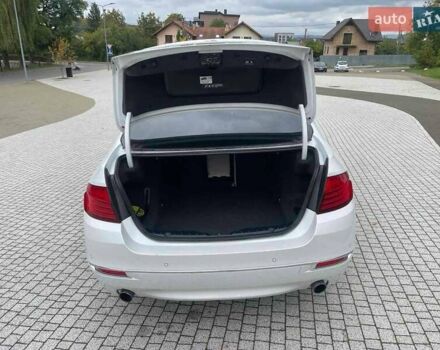 БМВ 5 Серия 2016 в Львове на Automoto.ua Белый БМВ 5 Серия, объемом двигателя 2.98 л и пробегом 167 тыс. км за 18300 $, фото 15 на Automoto.ua