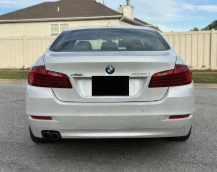 Белый БМВ 5 Серия, объемом двигателя 2 л и пробегом 99 тыс. км за 9000 $, фото 5 на Automoto.ua