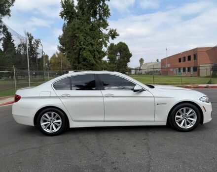 Белый БМВ 5 Серия, объемом двигателя 2 л и пробегом 72 тыс. км за 9000 $, фото 7 на Automoto.ua
