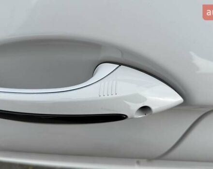 Белый БМВ 5 Серия, объемом двигателя 2 л и пробегом 196 тыс. км за 19500 $, фото 16 на Automoto.ua